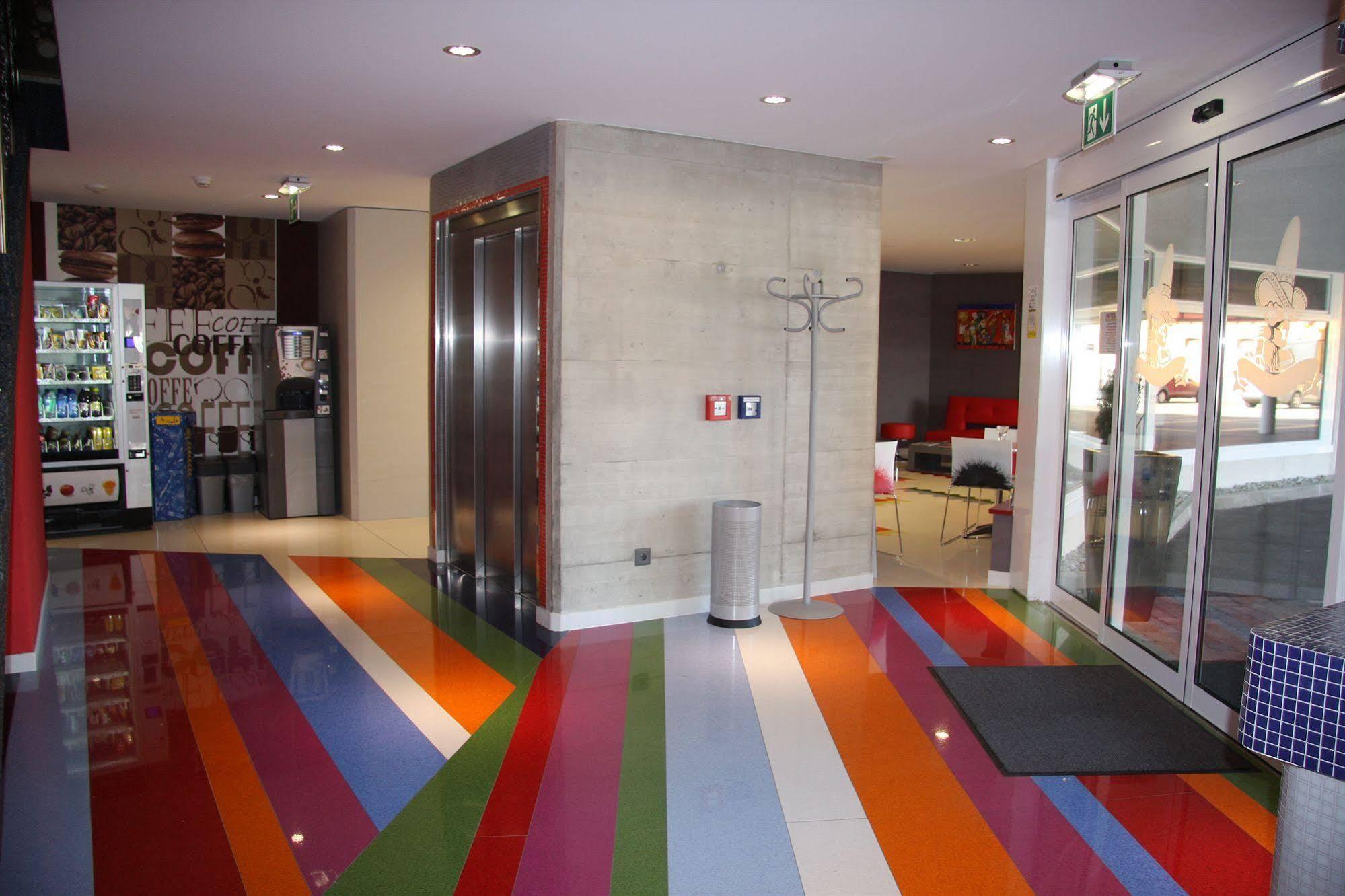 My Hotel Fribourg Givisiez Exterior foto